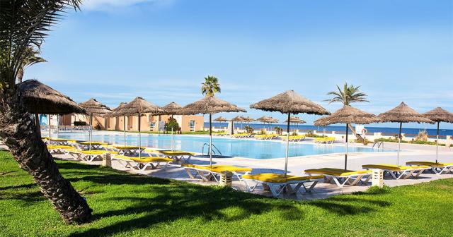 Magic-Hotel-Skanes-Family-2024-RELAX-POOL-02