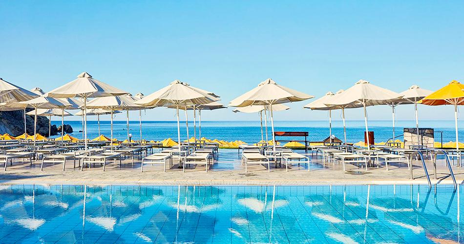 Atlantica-Mikri-Poli-OUTDOOR-POOL