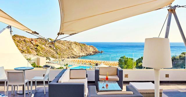 Atlantica-Mikri-Poli-BLUE-MOON-BAR