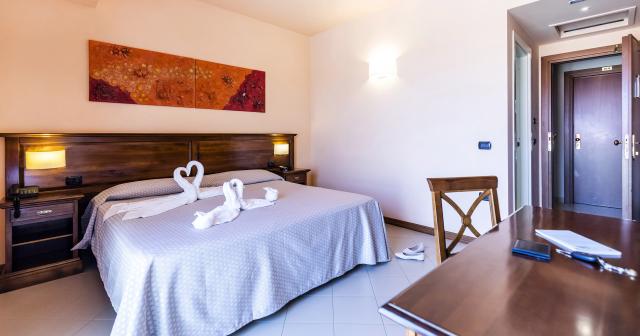 Tropis-ROOM-2024-02