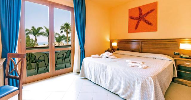 Tropis-ROOM-2024