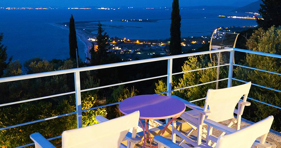 Mira-Resort-Maisonettes-NIGHT-VIEW