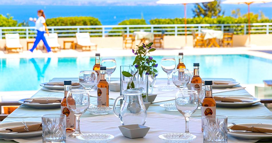 Mira-Resort-Maisonettes-RESTAURANT