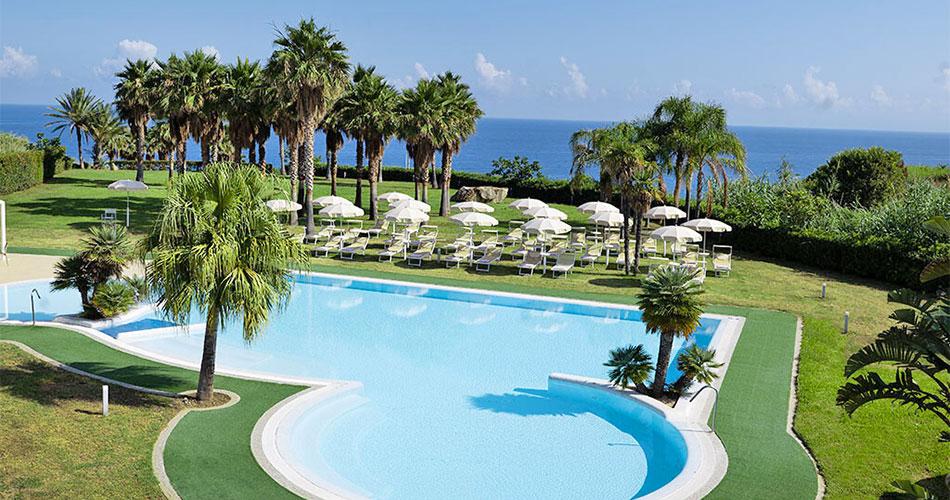 Infinity-Resort-2023-POOL