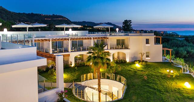 Infinity-Resort-NIGHTVIEW