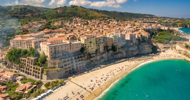 Villa-Garden-TROPEA-BEACH-2025-01