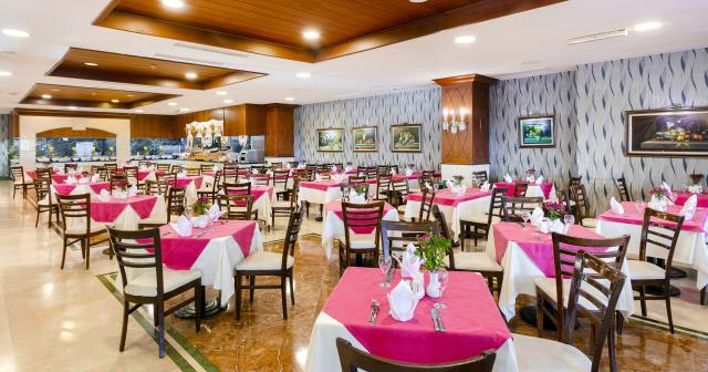 Dobedan-Beach-Resort-Comfort-MAIN-RESTAURANT-2025-01