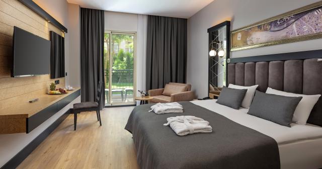 Dobedan-Beach-Resort-Comfort-STANDARD-ROOM-2025-01
