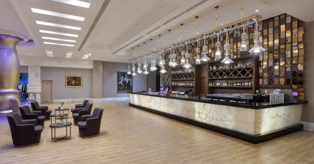 Dobedan-Exclusive-and-Spa-LOBBY-BAR-2025