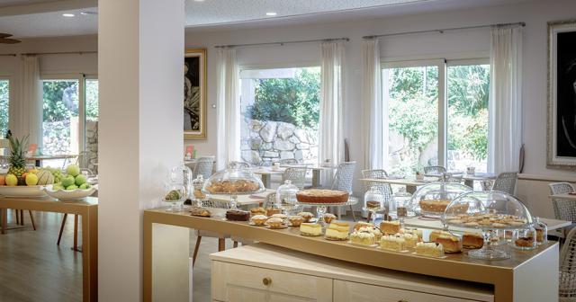 Cruccuris-Resort-RESTAURANT-02