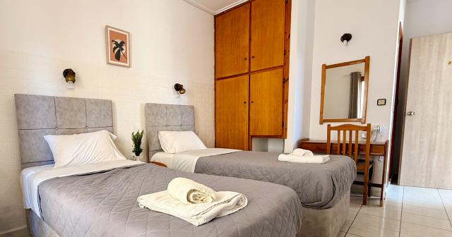 Oscar-2025-ROOM-01