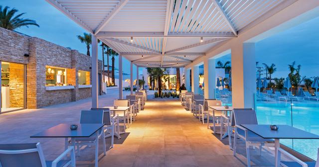 Blue-Lagoon-Ocean-POOL-BAR