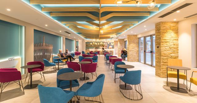 Blue-Lagoon-Ocean-COCTAIL-BAR-01