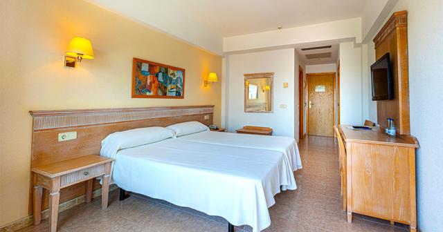 La-Santa-Maria-Playa-ROOM