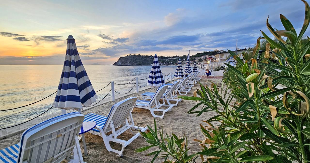 Ipomea-Club-SUNBEDS-2024