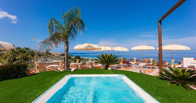 Piccolo-Residence-2025-POOL-01