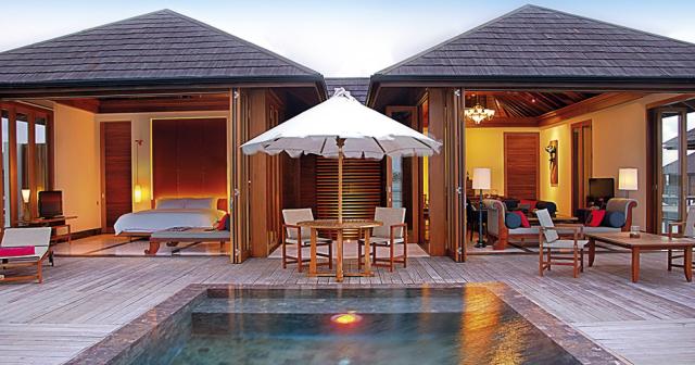 Paradise-Island-Resort-and-Spa-SUITE