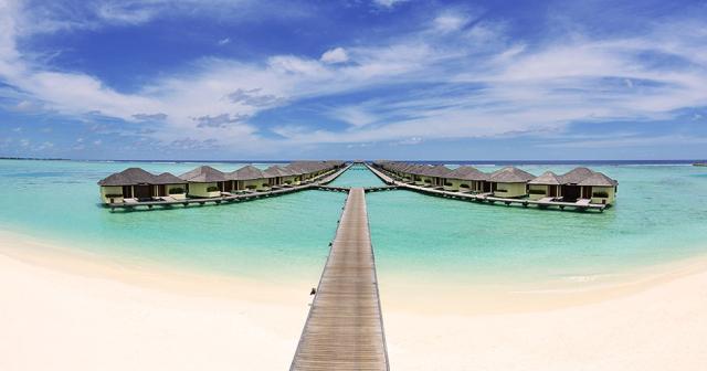 Paradise-Island-Resort-and-Spa-EXTERIOR