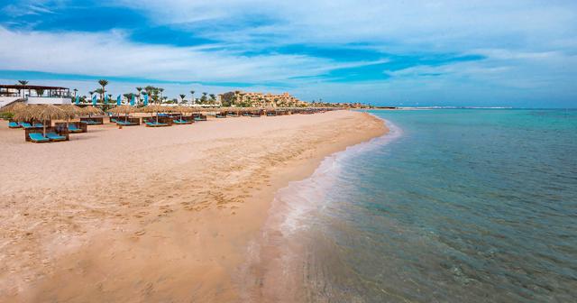 Shams-Lodges-Water-Sport-Resort-BEACH-01