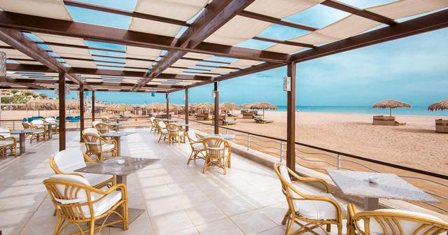 Shams-Lodges-Water-Sport-Resort-BEACH-BAR-02