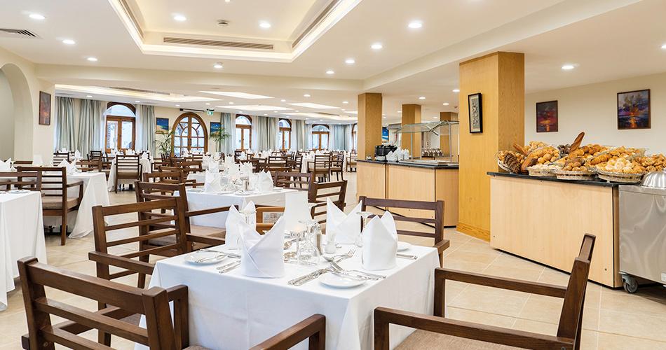Safir-Dahab-Resort-MAIN-RESTAURANT