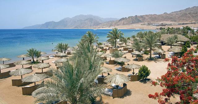 Swiss-Inn-Resort-Dahab-BEACH-01