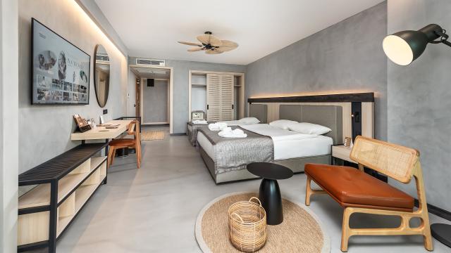 White-City-Resort-2025-DELUXE-ROOM