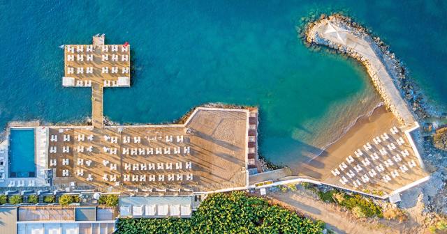 White-City-Resort-BEACH-01