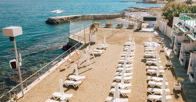 White-City-Resort-BEACH-03