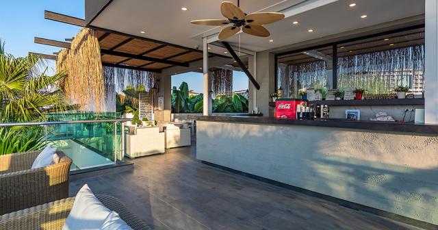 White-City-Resort-BEACH-BAR