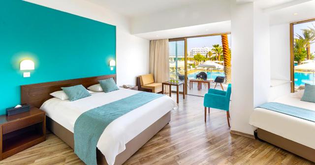 Crystal-Springs-Beach-ROOM