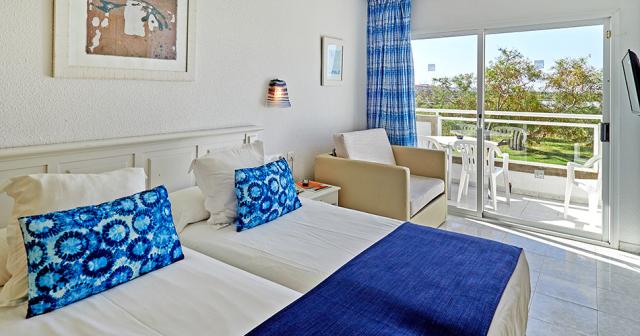 Bq-Alcudia-Sun-Village-Aparthotel-ROOM-01