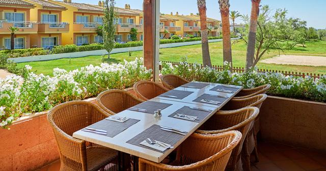 Bq-Alcudia-Sun-Village-Aparthotel-TERRACE
