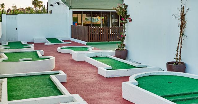 Bq-Alcudia-Sun-Village-Aparthotel-MINIGOLF