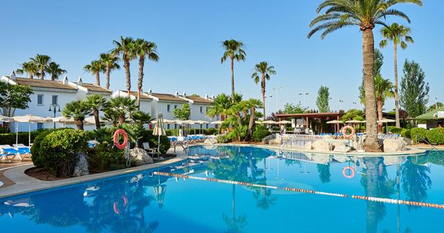Bq-Alcudia-Sun-Village-Aparthotel-POOL-01