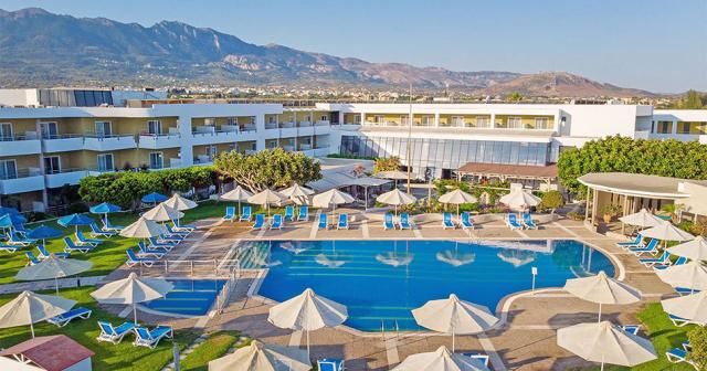 Kos-Palace-POOL-01