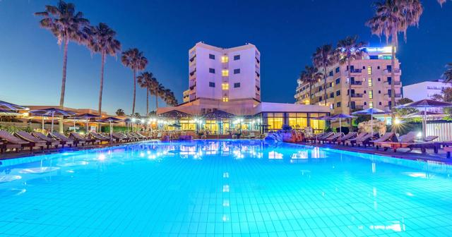 Pavlonapa-Beach-POOL-02