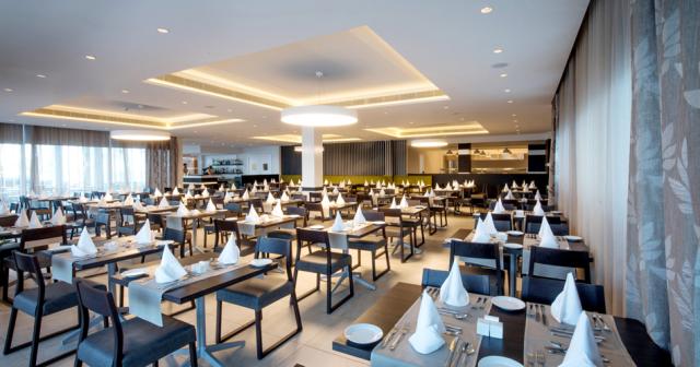 Evalena-Beach-RESTAURANT-2023