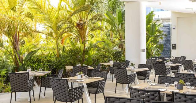 Nissiblu-Beach-Resort-THEROS-RESTAURANT
