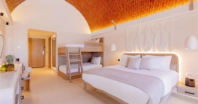 Sunrise-Anjum-Resort-ROOM-FAMILY-BUNK-BED-02