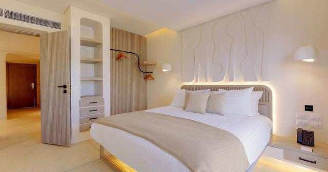 Sunrise-Anjum-Resort-ROOM-FAMILY-SUITE-02