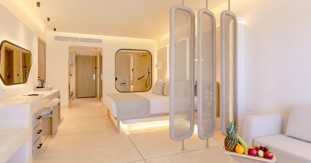 Sunrise-Anjum-Resort-ROOM-JUNIOR-SUITE-02