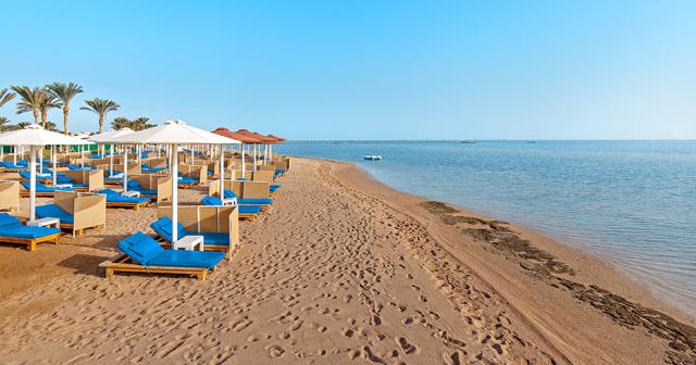 Pickalbatros-Laguna-Club-Resort-BEACH-01