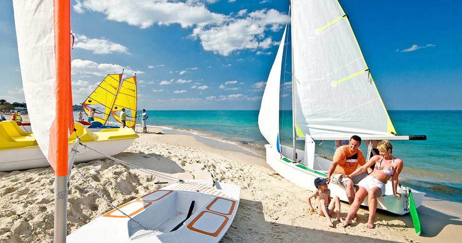 Le-Soleil-Abou-Sofiane-BEACH