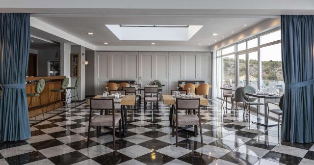Louis-Apostolata-Resort-Spa-2025-BAR-01