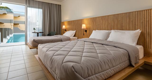 Kresten-Palace-ROOM-DELUXE-SWIM-UP-DOUBLE