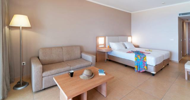 Kresten-Royal-2025-DOUBLE-ROOM-WITH-GARDEN-VIEW