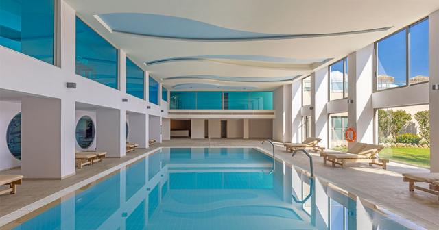 Kresten-Royal-Euphoria-Resort-INDOOR-POOL