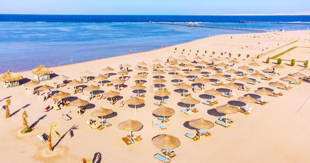 Amwaj-Oyoun-Resort-Casino-BEACH-2024