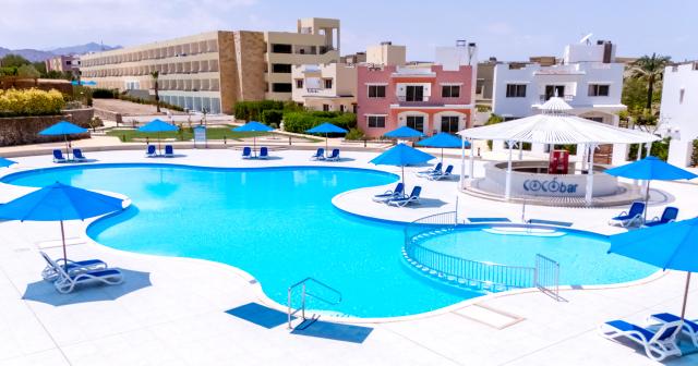 Amwaj-Oyoun-Resort-Casino-COCO-BAR-2025